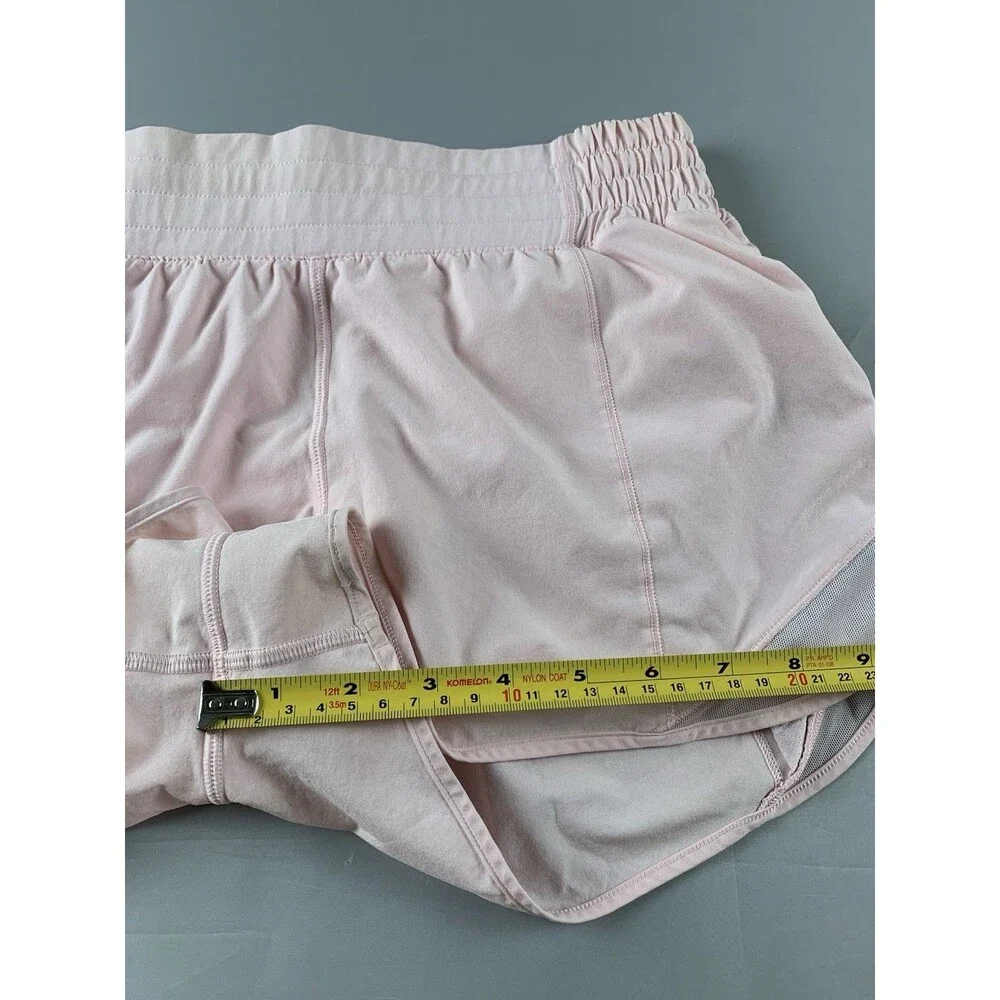 Lululemon Hotty Hot High-Rise Lined Short 2.5” inseam Size 8